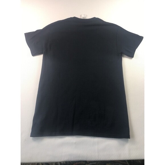 Universal Studios Rock Rebel Amity Island Jaws Shark Cotton T-Shirt Size Small - Picture 5 of 6